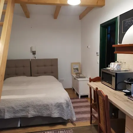 Novak Porta Vendeghaz-tab, Apartment Zala